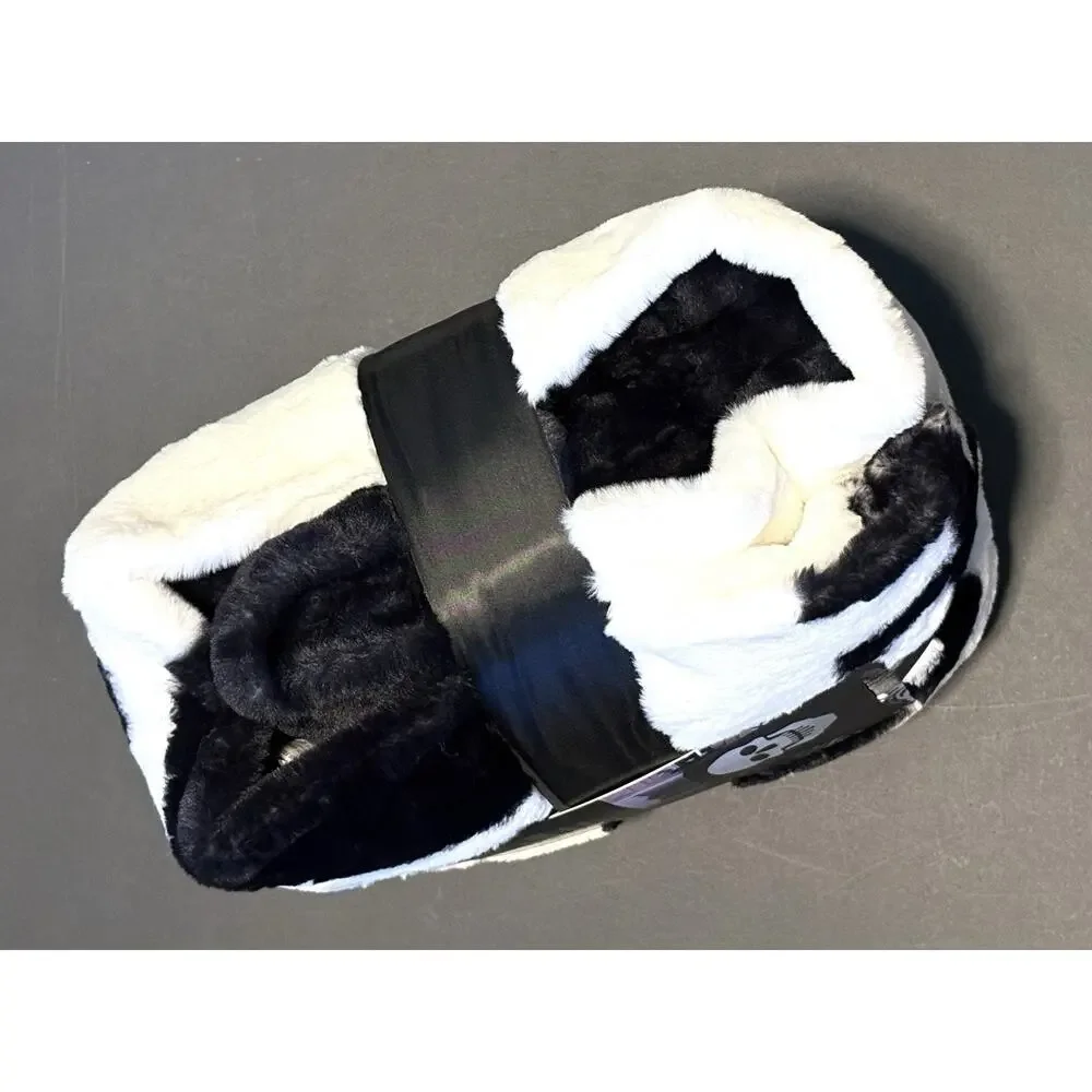 Christian Lacroix Full / Queen Faux Fur Blanket Skull Skeleton Halloween Goth - Picture 7 of 13